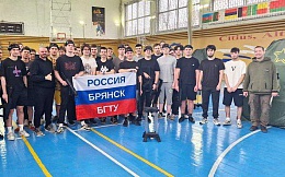 В БГТУ состоялся мастер-класс по лазертагу для студентов факультета энергетики и электроники первого курса 